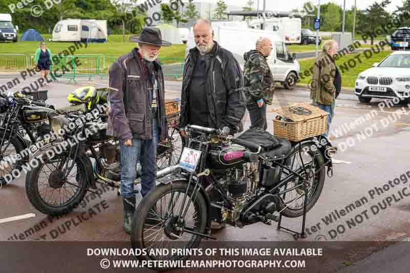 Vintage motorcycle club;eventdigitalimages;no limits trackdays;peter wileman photography;vintage motocycles;vmcc banbury run photographs